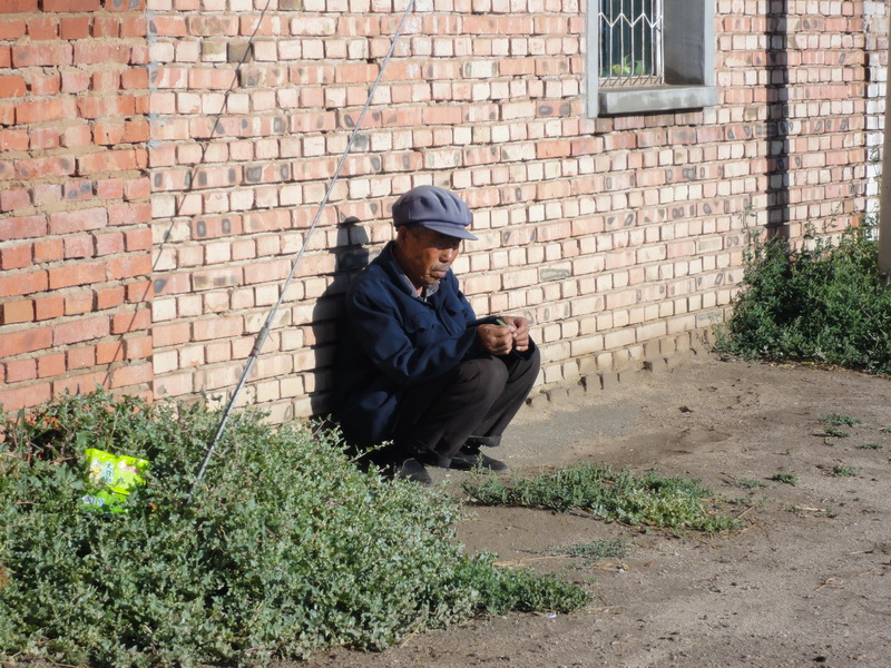 多少年来他们一直这样默默生活着